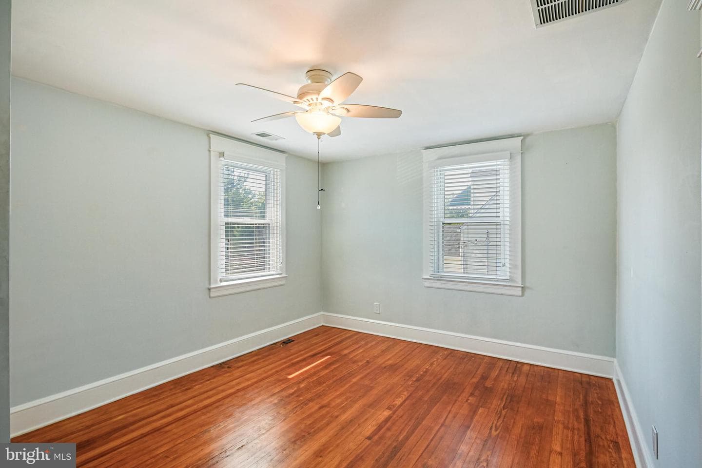 1242 Greystone photo 16