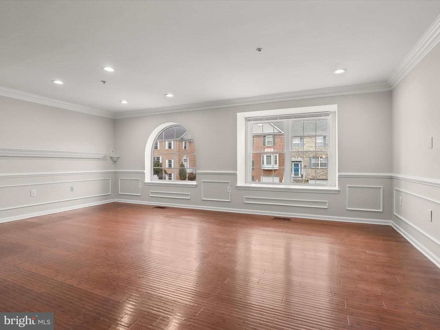 9409 Georgian Way photo 11