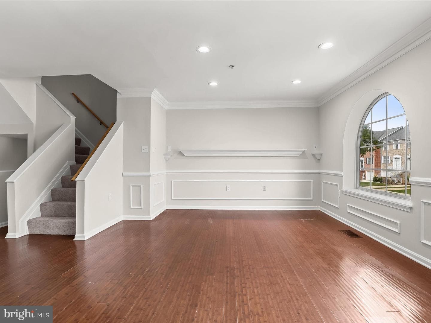 9409 Georgian Way photo 14