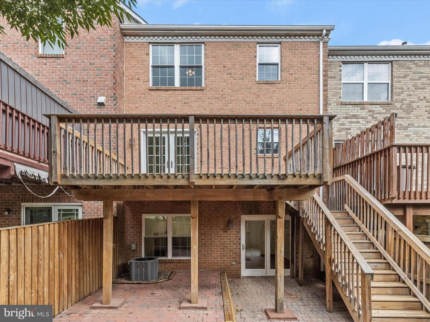 9409 Georgian Way photo 46