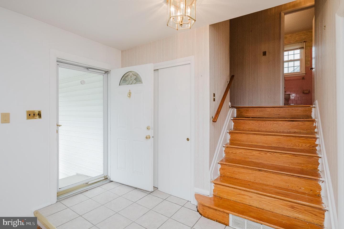 1320 Warwick Drive photo 2