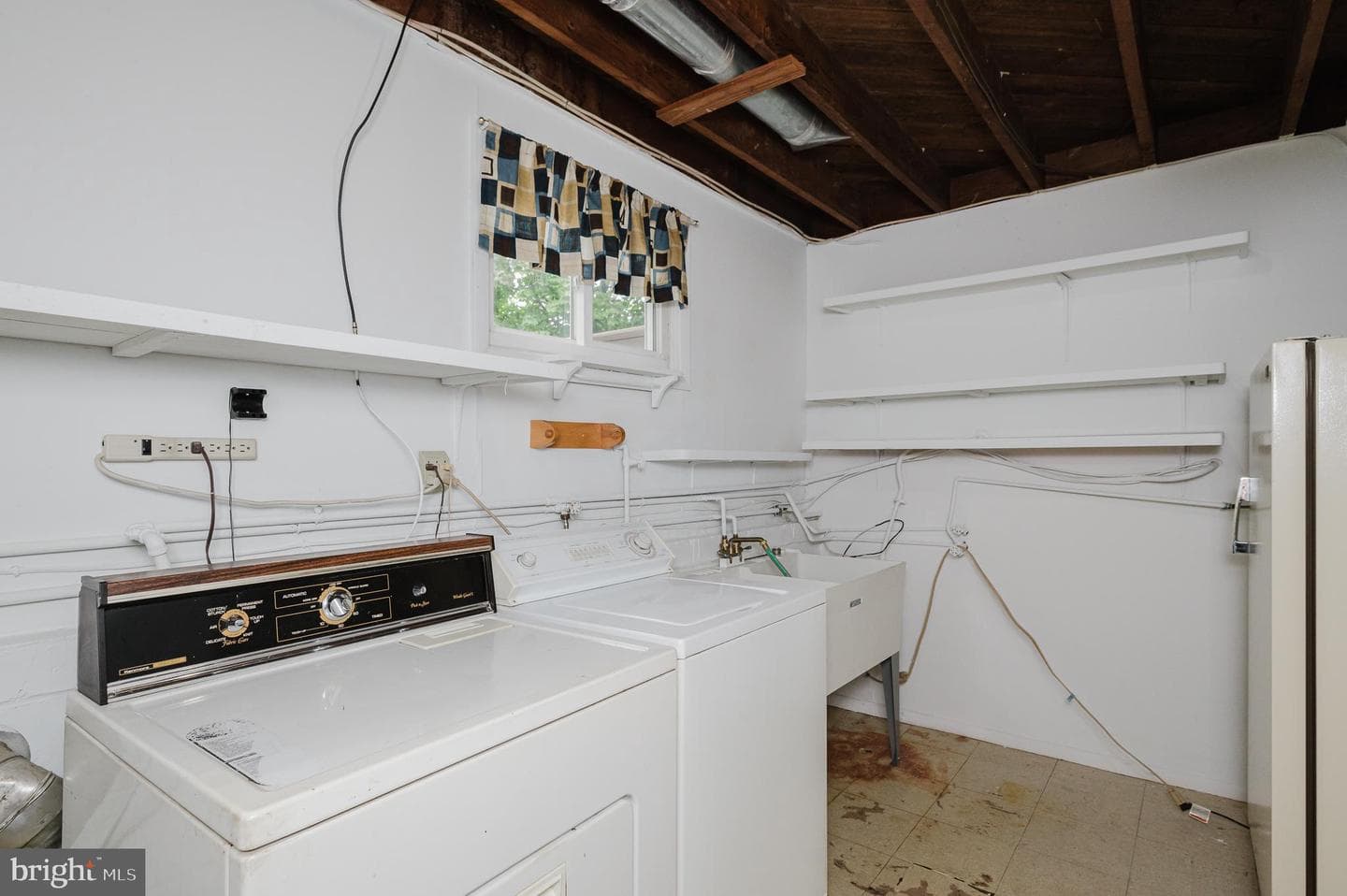 1320 Warwick Drive photo 25