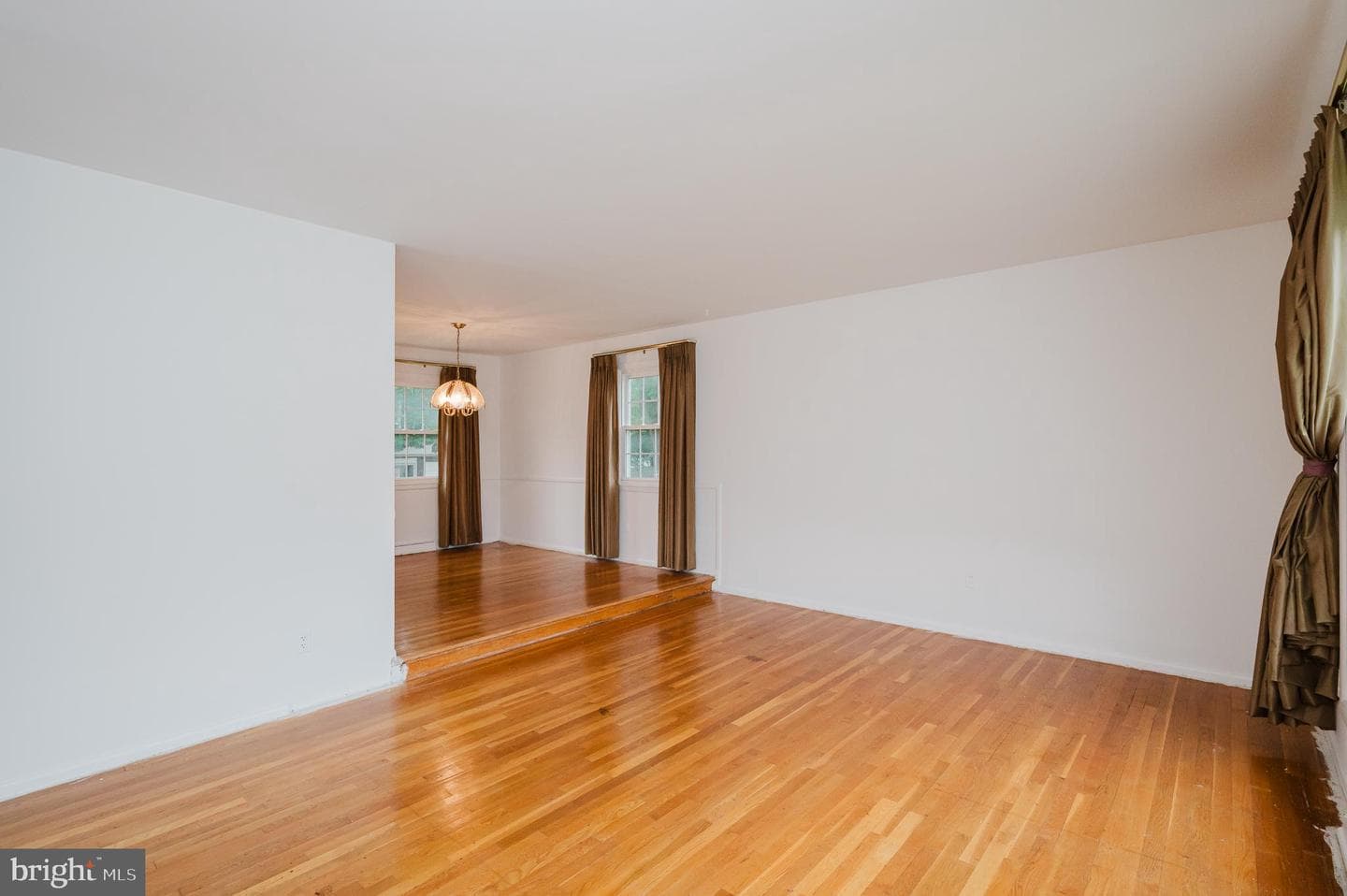 1320 Warwick Drive photo 3