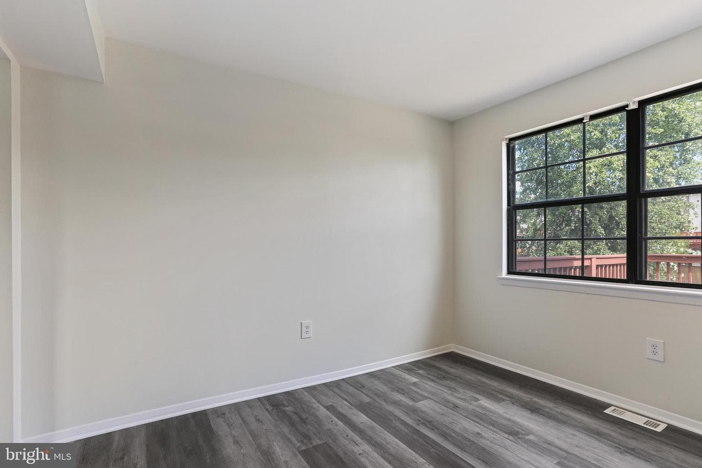 17 Keen Valley Drive photo 8