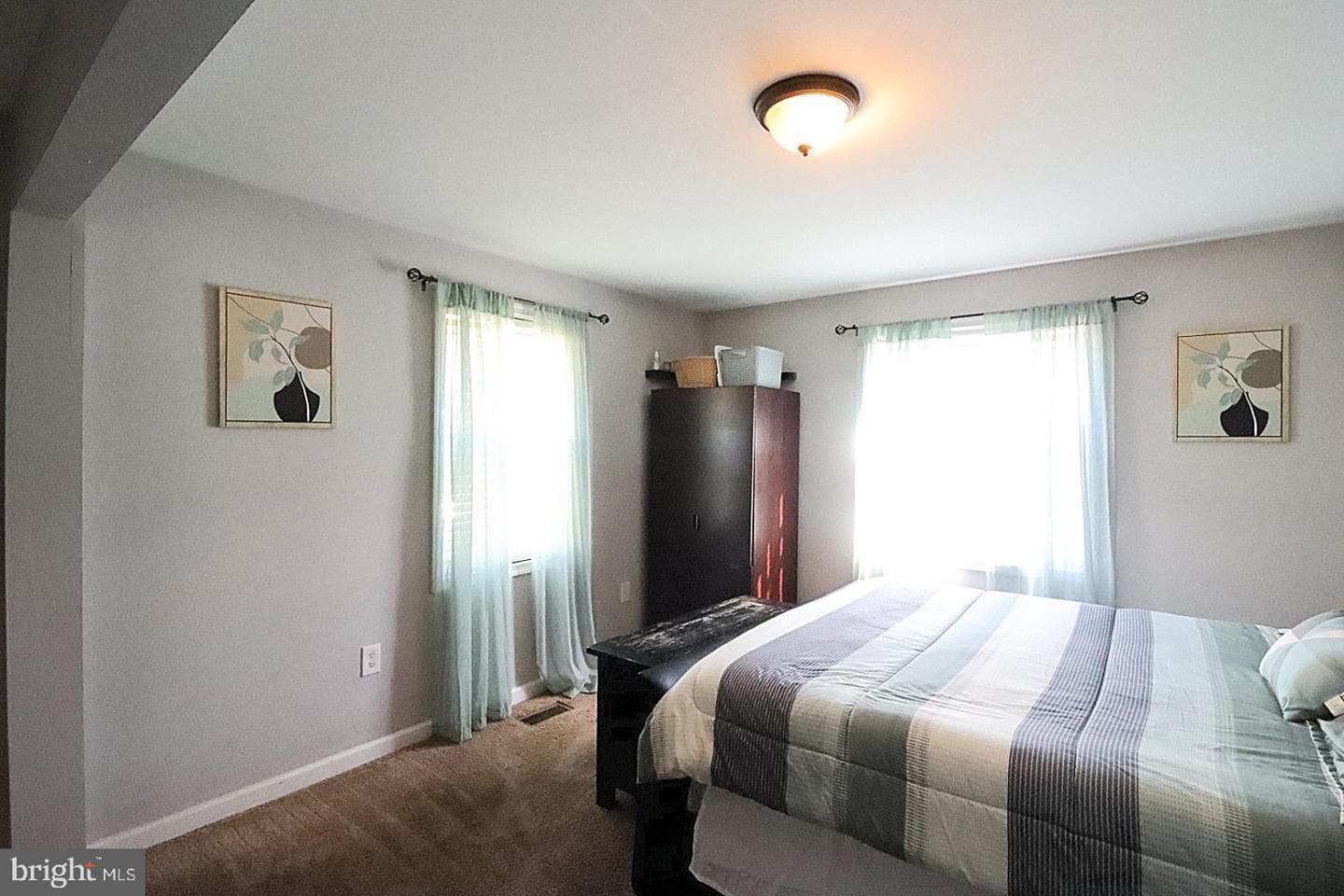 718 Cliffedge Road photo 13
