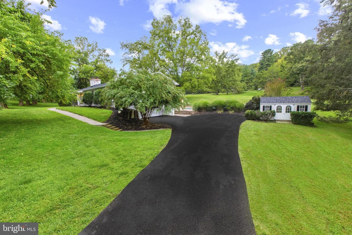 11308 Old Carriage Road photo 2