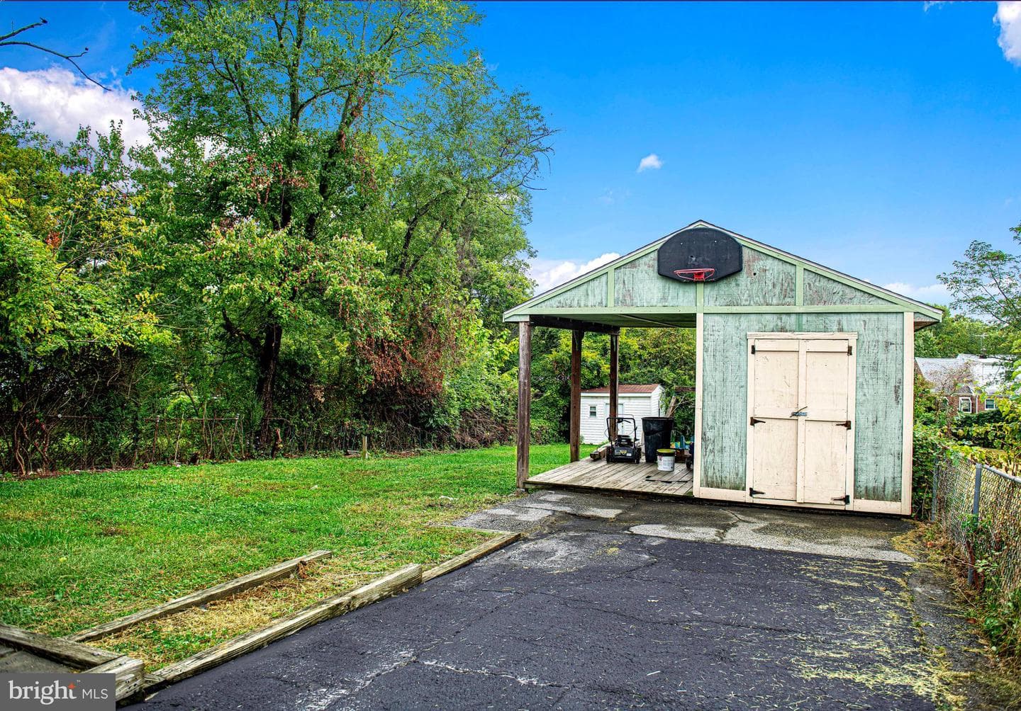 8109 Bon Air Rd photo 32