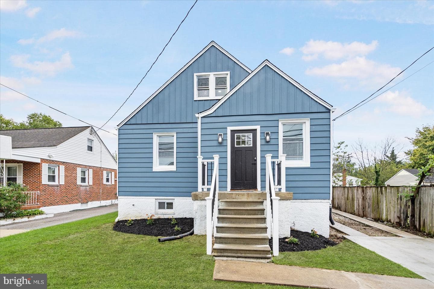 1123 Ingleside Avenue photo 3