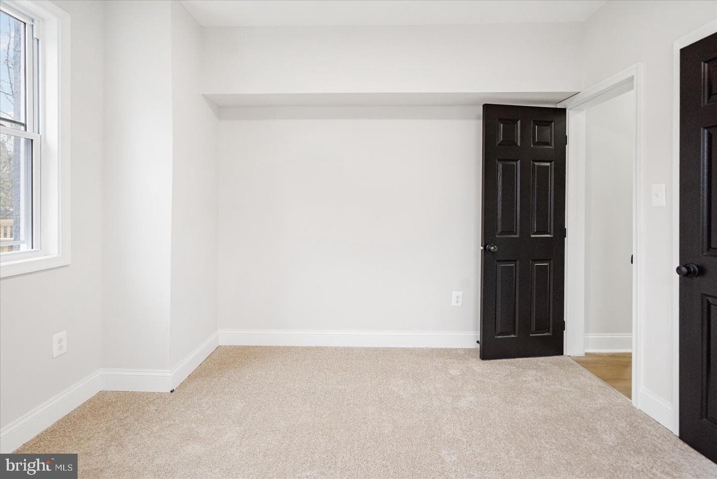 1123 Ingleside Avenue photo 30
