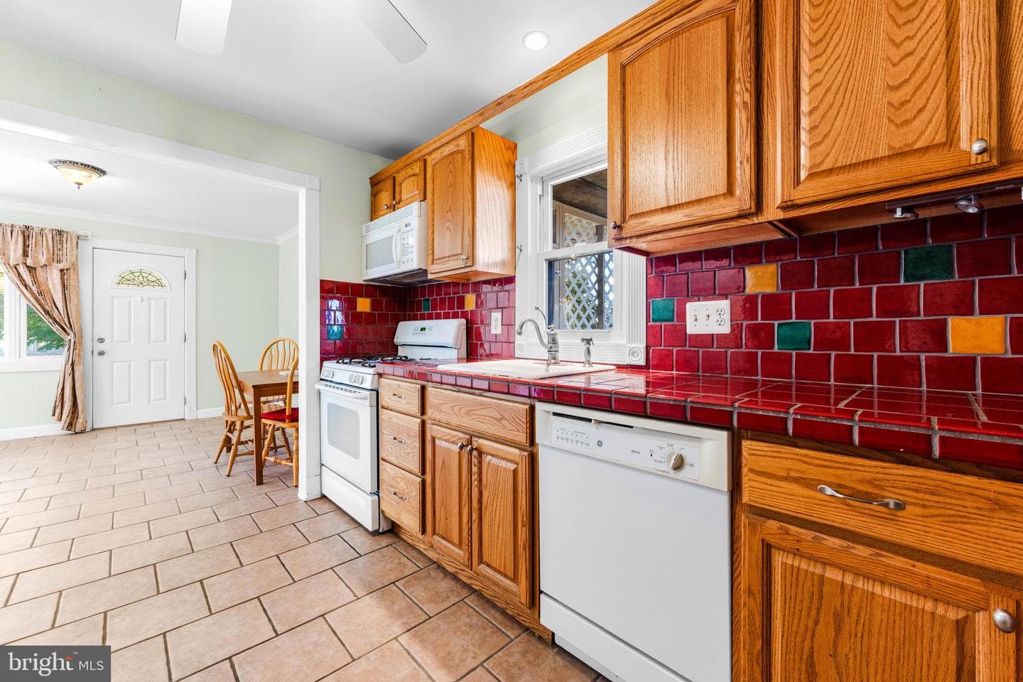 8102 Sumter Avenue photo 10