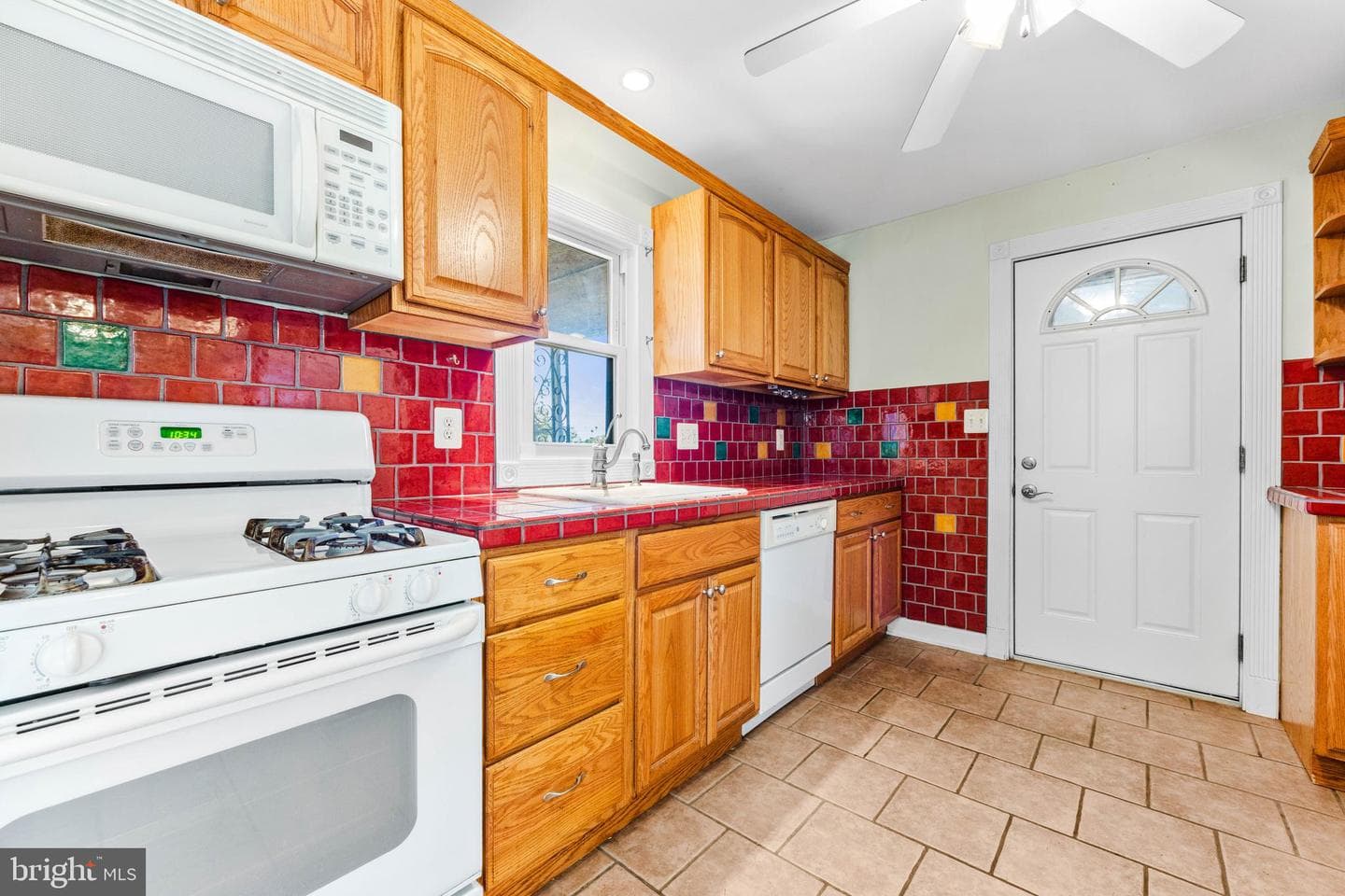 8102 Sumter Avenue photo 8