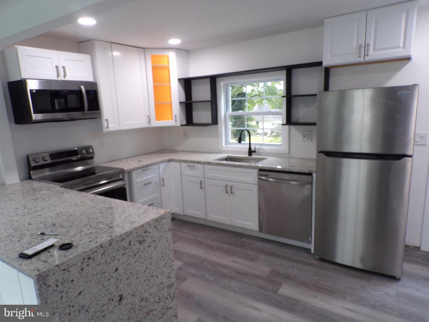 1719 Wentworth Avenue photo 10