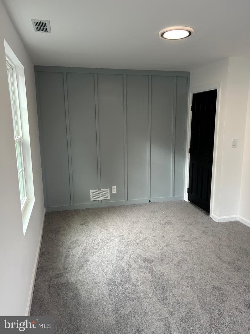1719 Wentworth Avenue photo 16