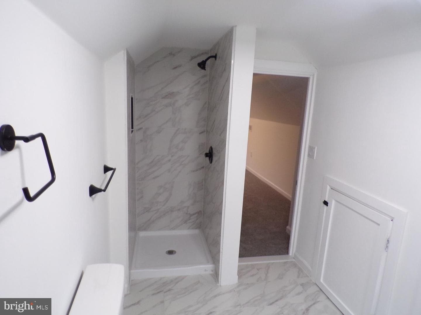 1719 Wentworth Avenue photo 29