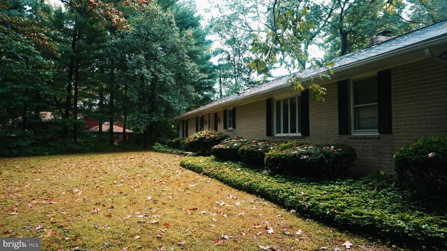 14116 Hanover Pike photo 2