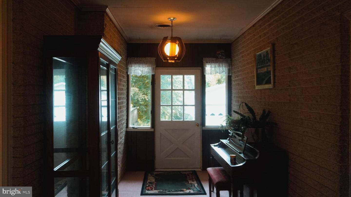 14116 Hanover Pike photo 4