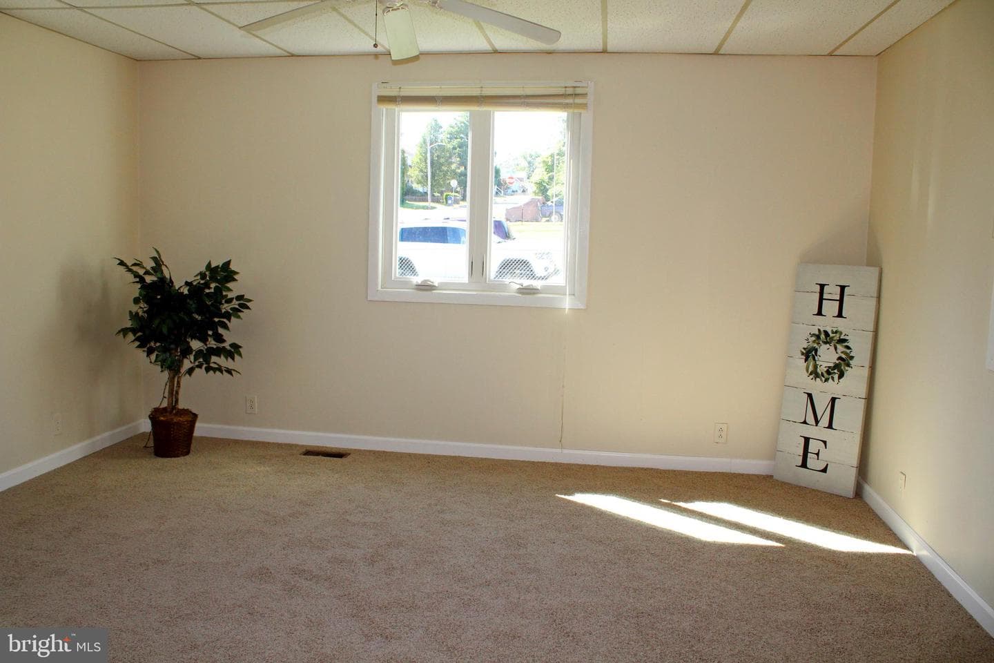 200 Elinor Avenue photo 19