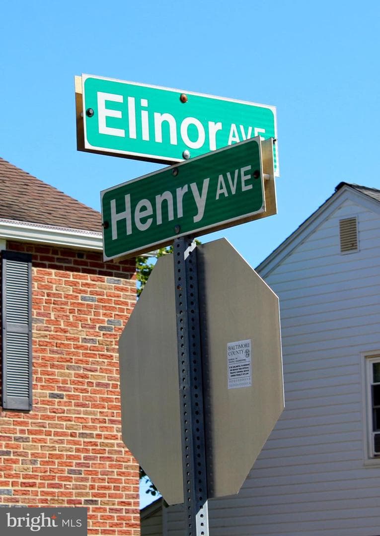200 Elinor Avenue photo 2