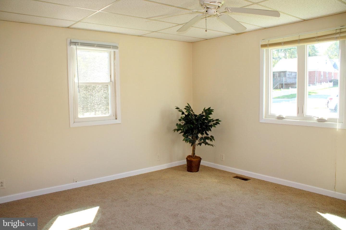 200 Elinor Avenue photo 20