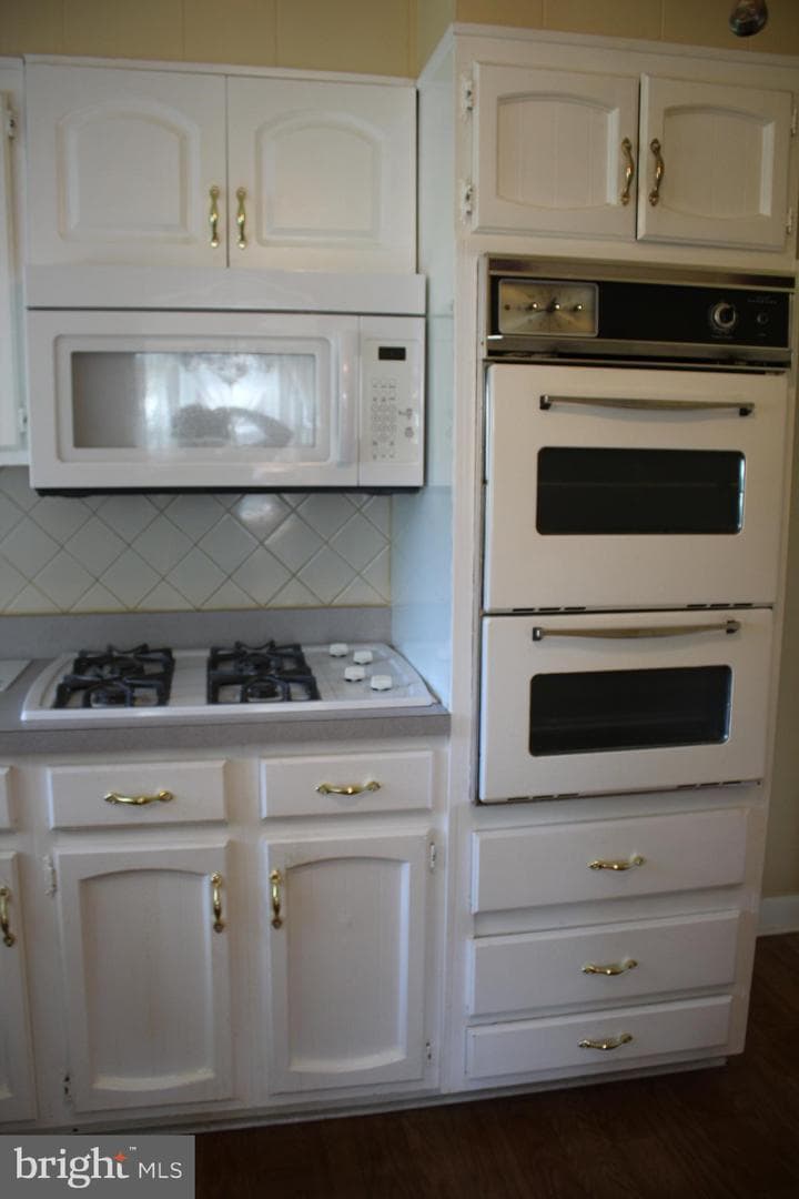 200 Elinor Avenue photo 29