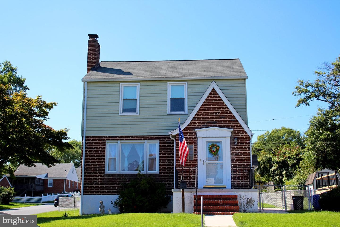 200 Elinor Avenue photo 3