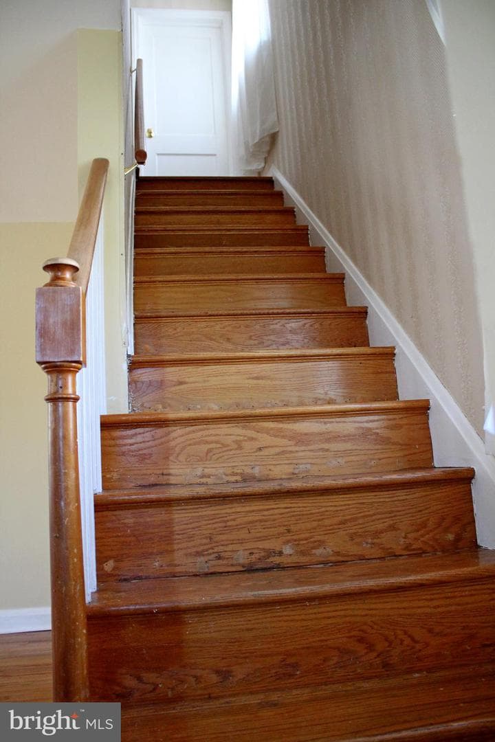 200 Elinor Avenue photo 31