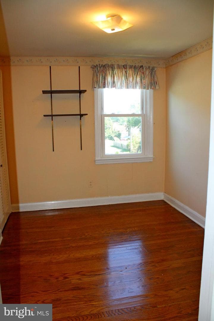 200 Elinor Avenue photo 36