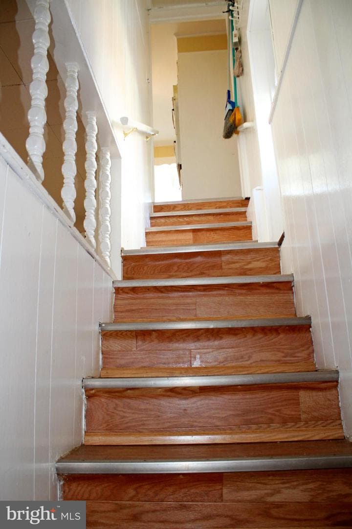 200 Elinor Avenue photo 48