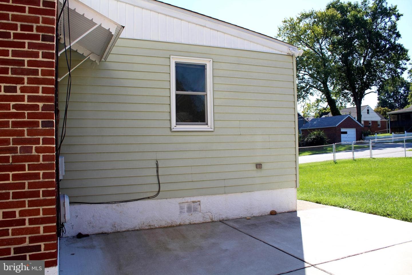200 Elinor Avenue photo 54