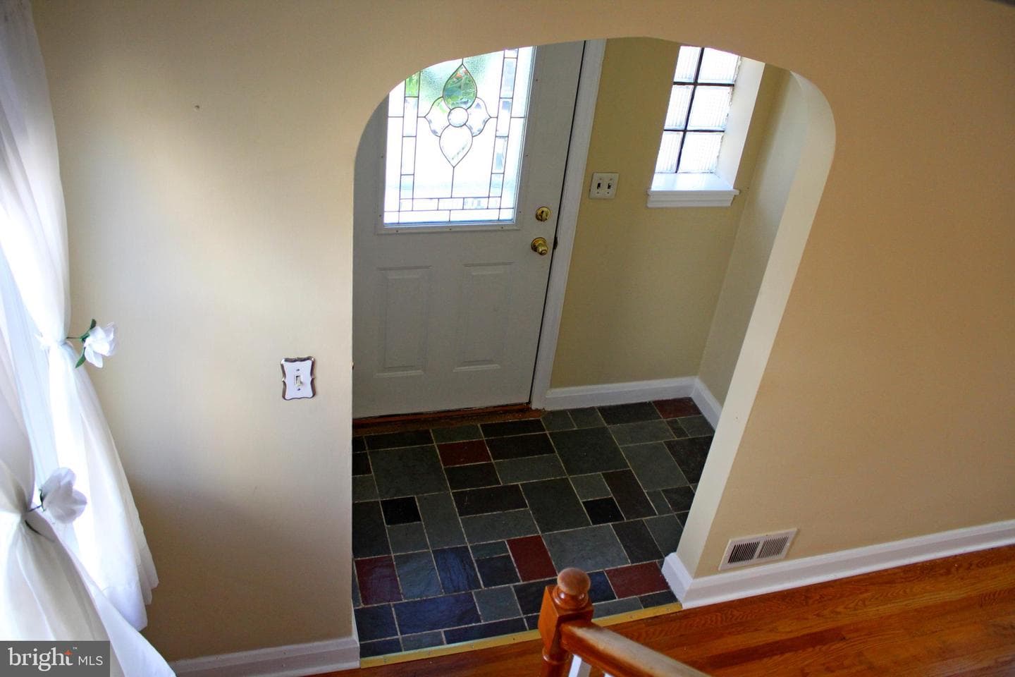 200 Elinor Avenue photo 8