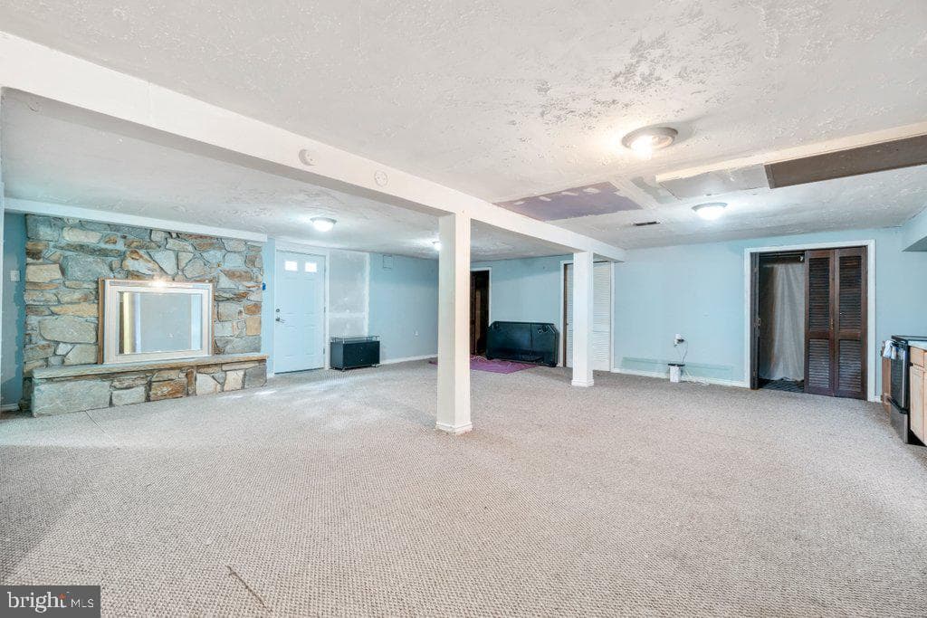 8725 Meadow Heights Road photo 29