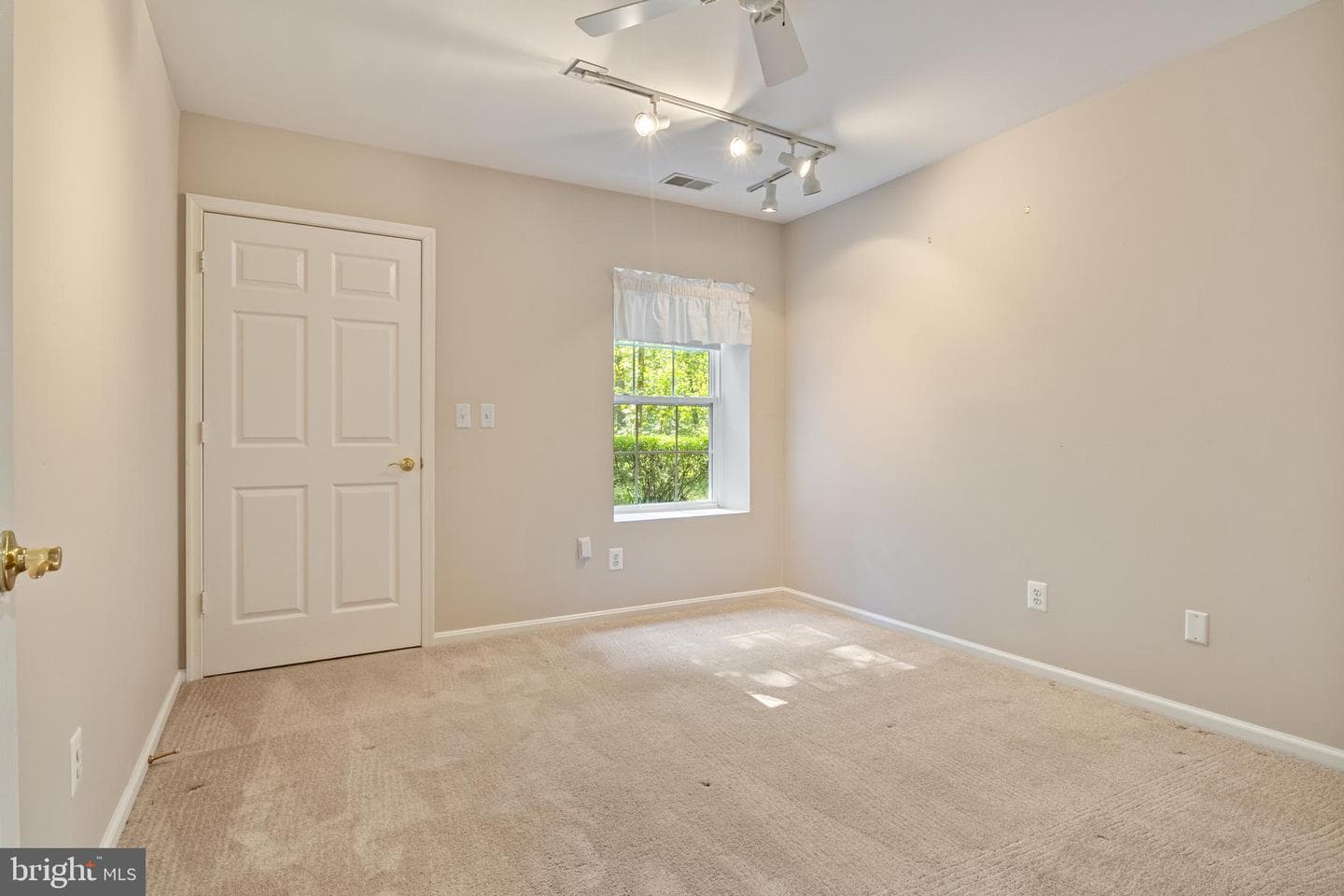 12105 Tullamore Court #103 photo 23