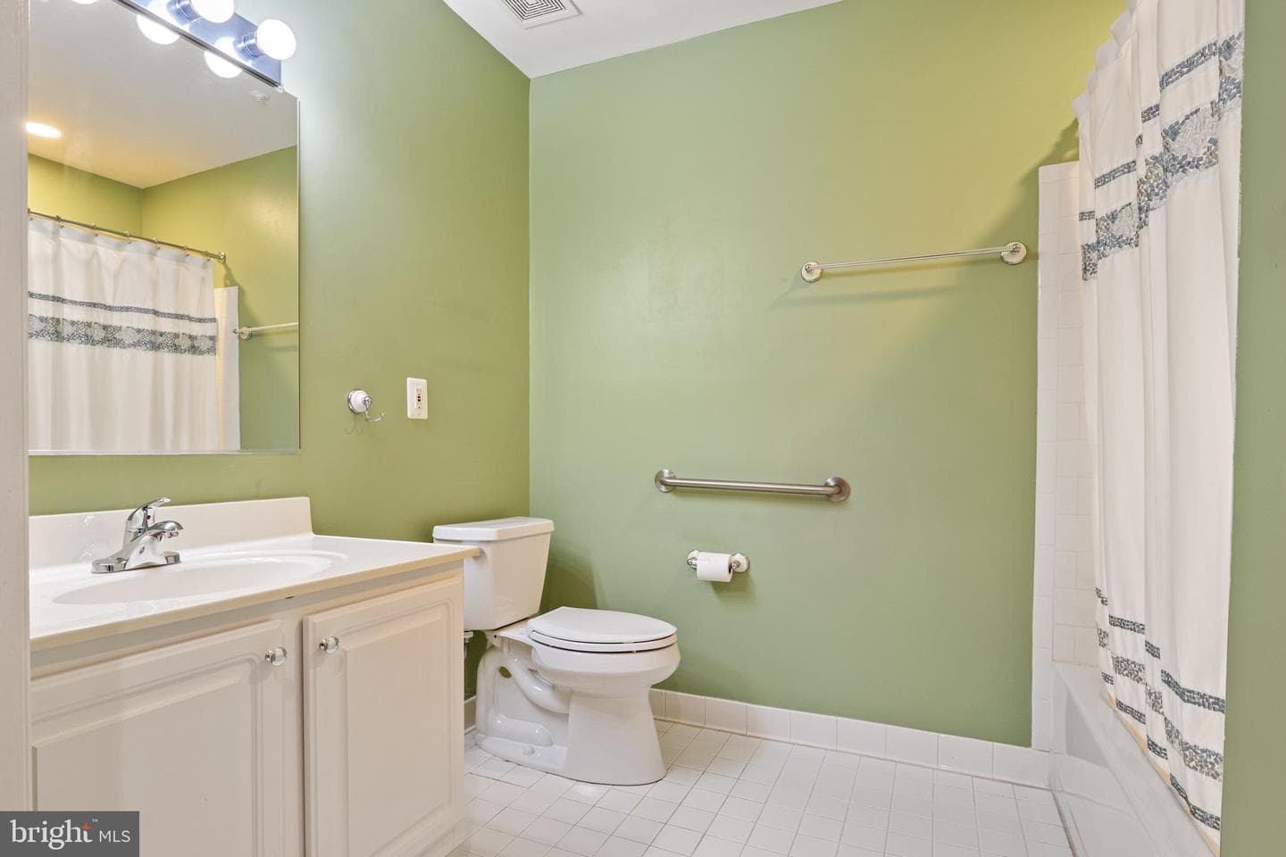 12105 Tullamore Court #103 photo 24