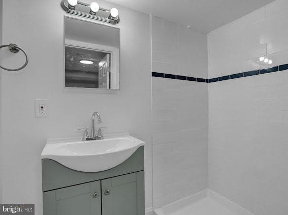 7902 Lynch Road photo 22