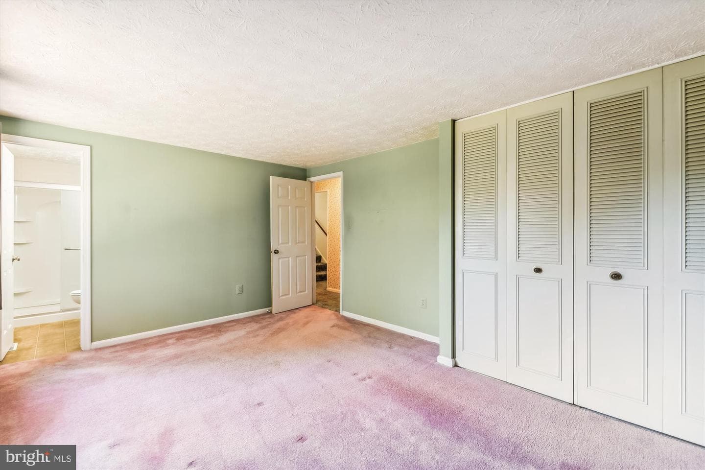 25 Woodmans Court photo 38