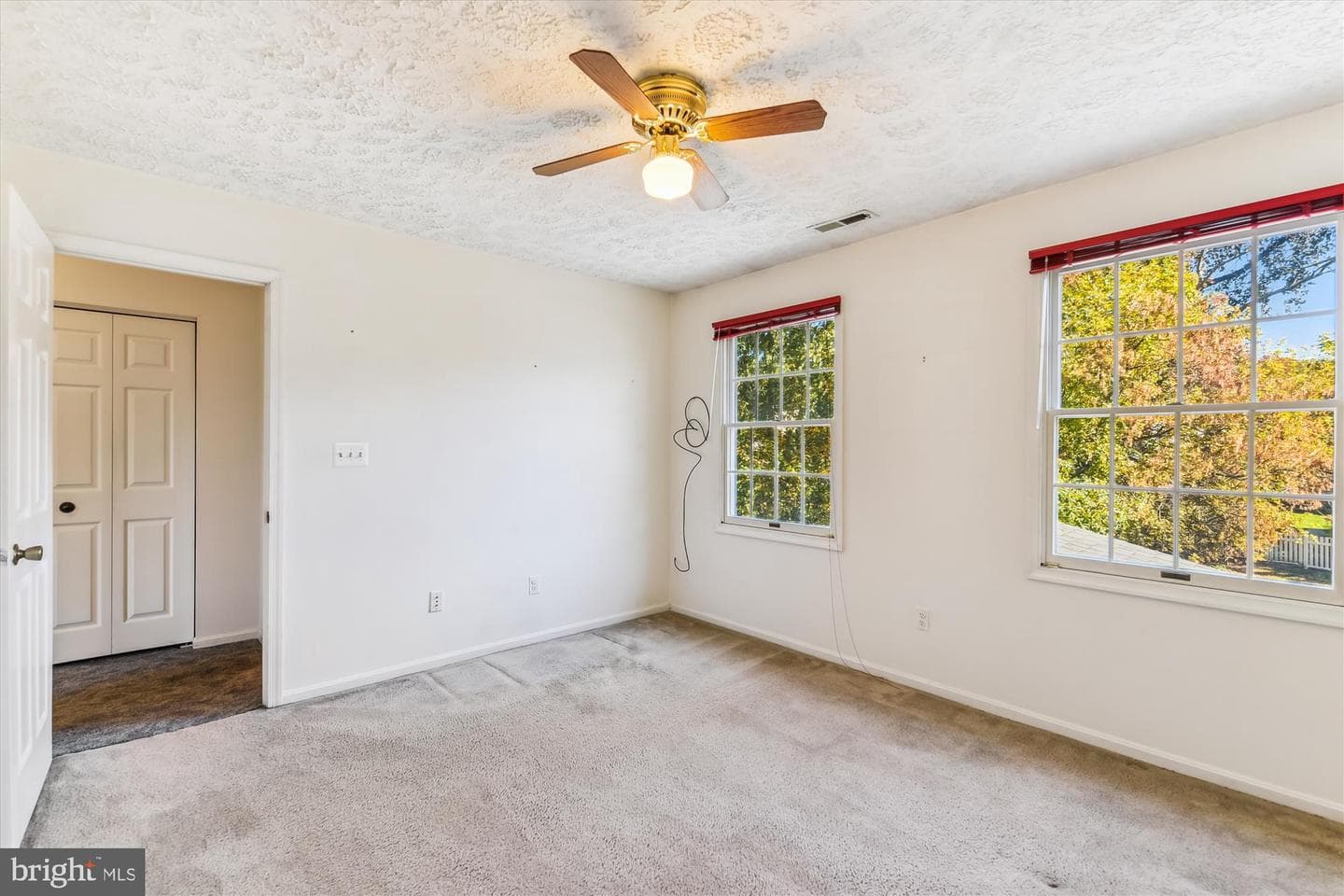 25 Woodmans Court photo 47