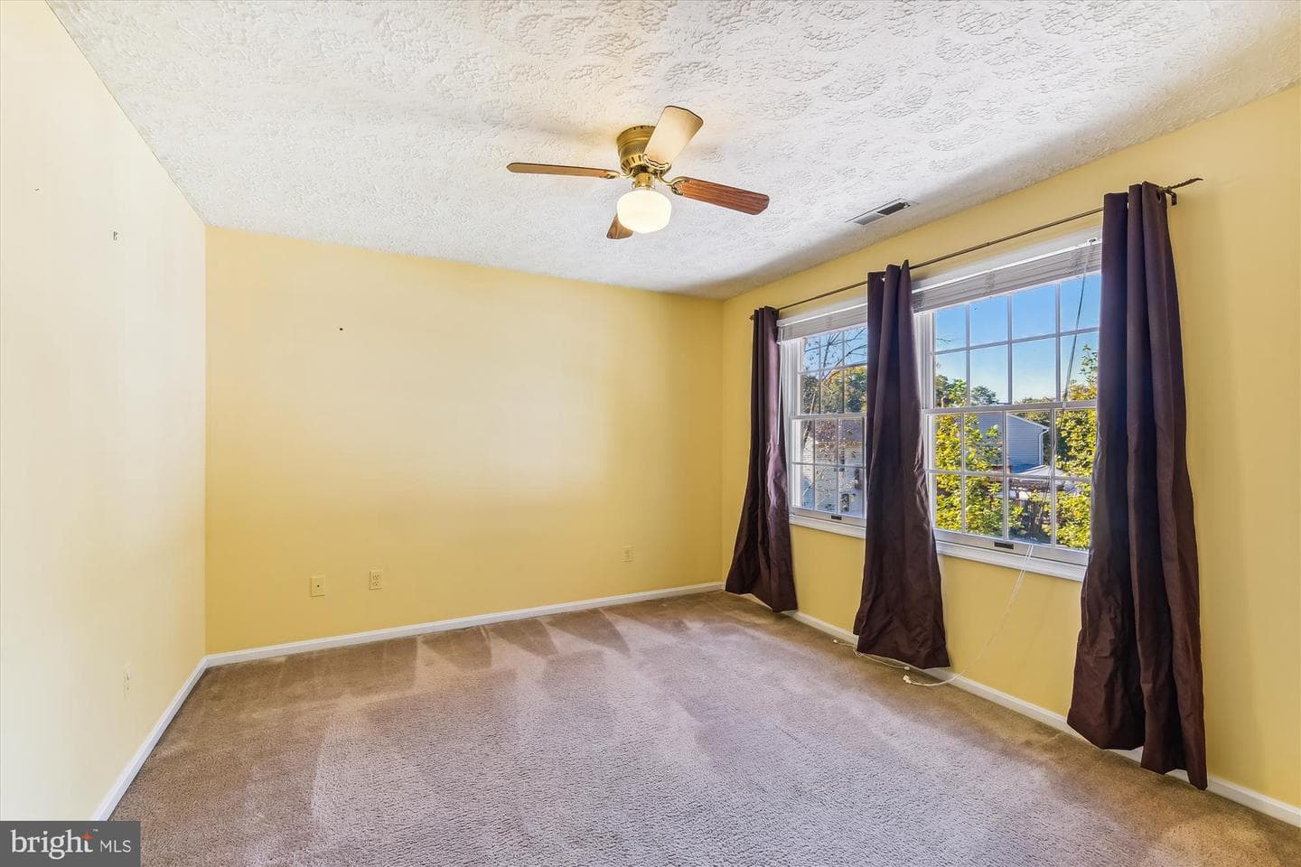 25 Woodmans Court photo 48
