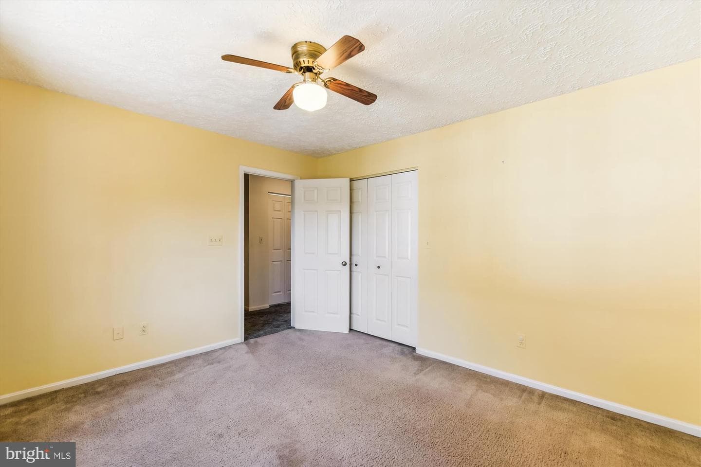 25 Woodmans Court photo 51