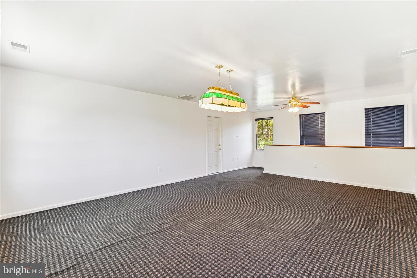 25 Woodmans Court photo 54