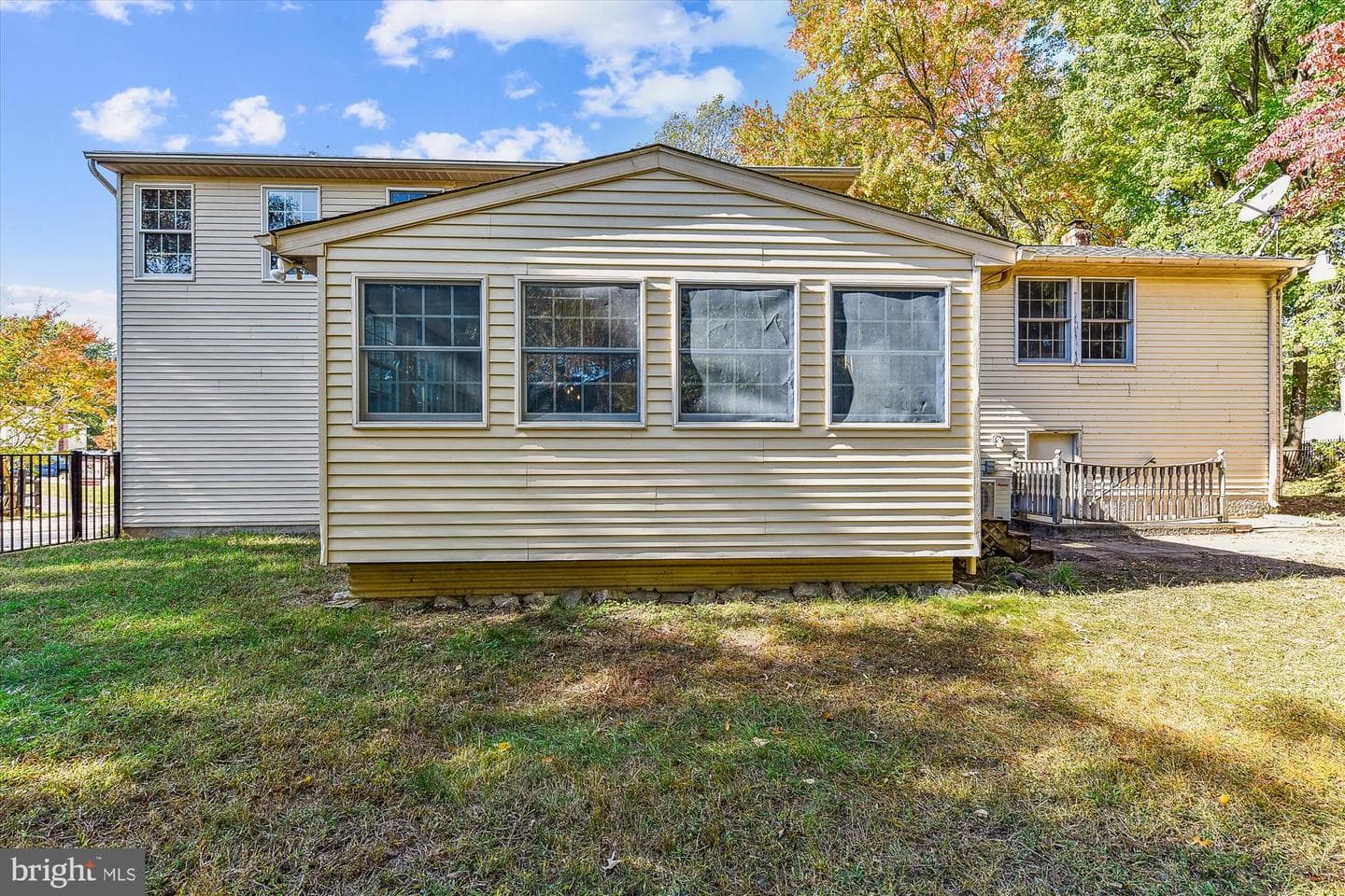 25 Woodmans Court photo 8