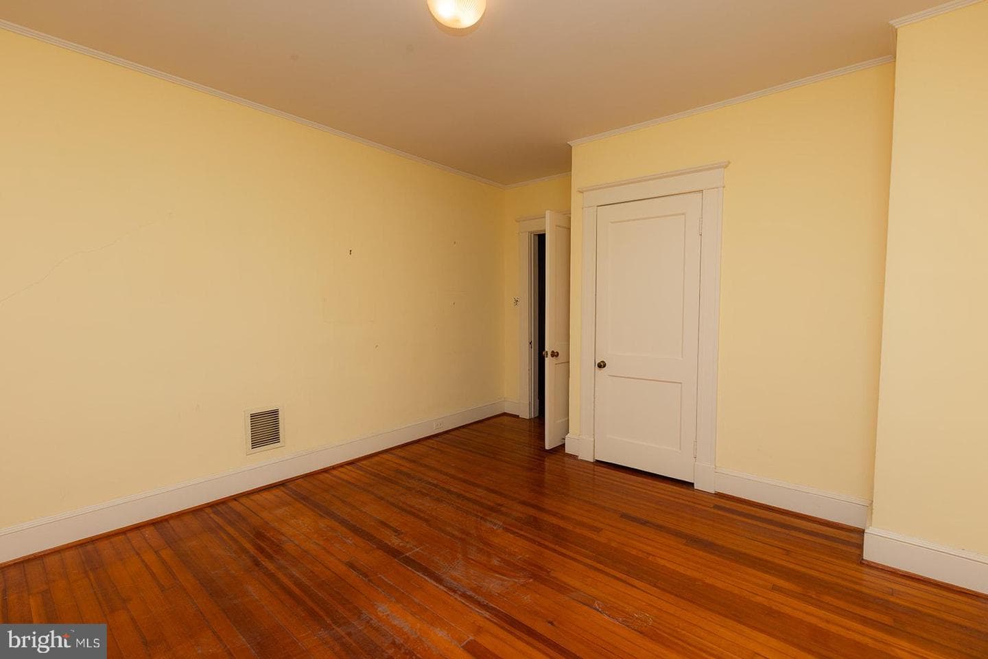 1505 Maywood Avenue photo 15