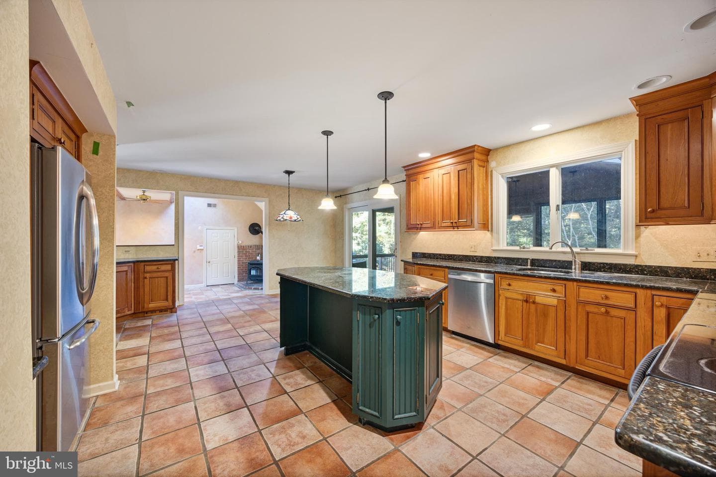 2202 Stockton Road photo 8