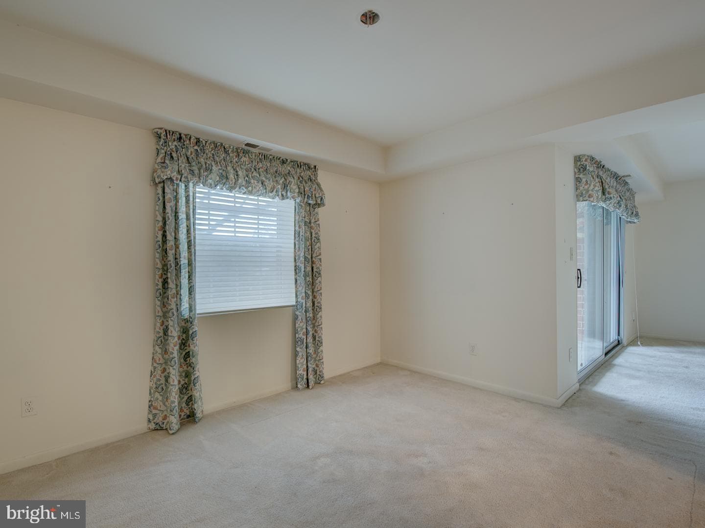 100 Castletown Road #302 photo 15