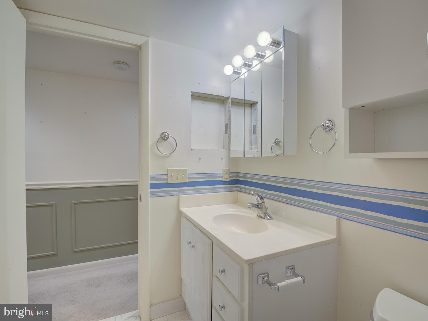 100 Castletown Road #302 photo 24