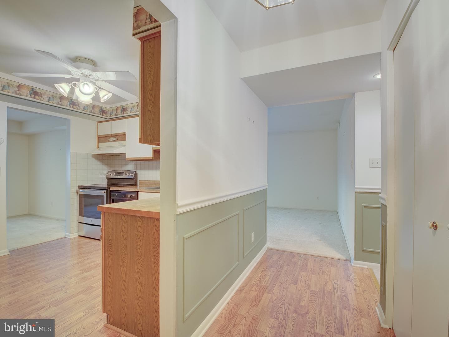 100 Castletown Road #302 photo 7