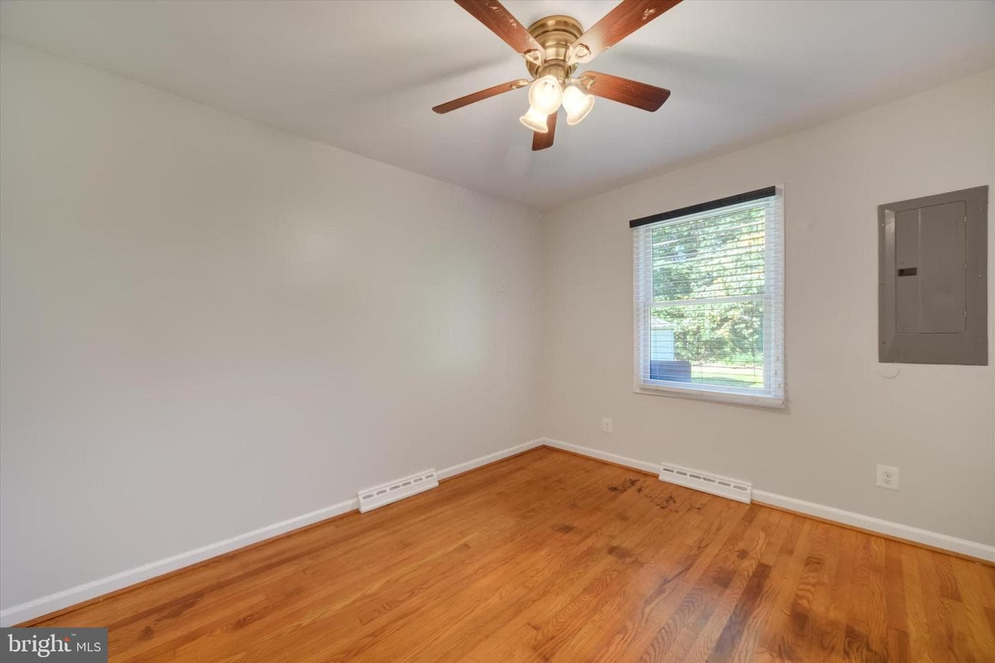 8116 Dalesford Road photo 14