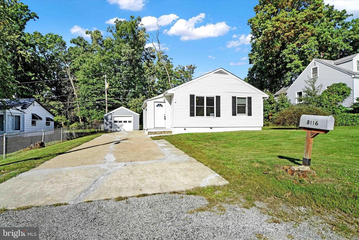8116 Dalesford Road photo 17