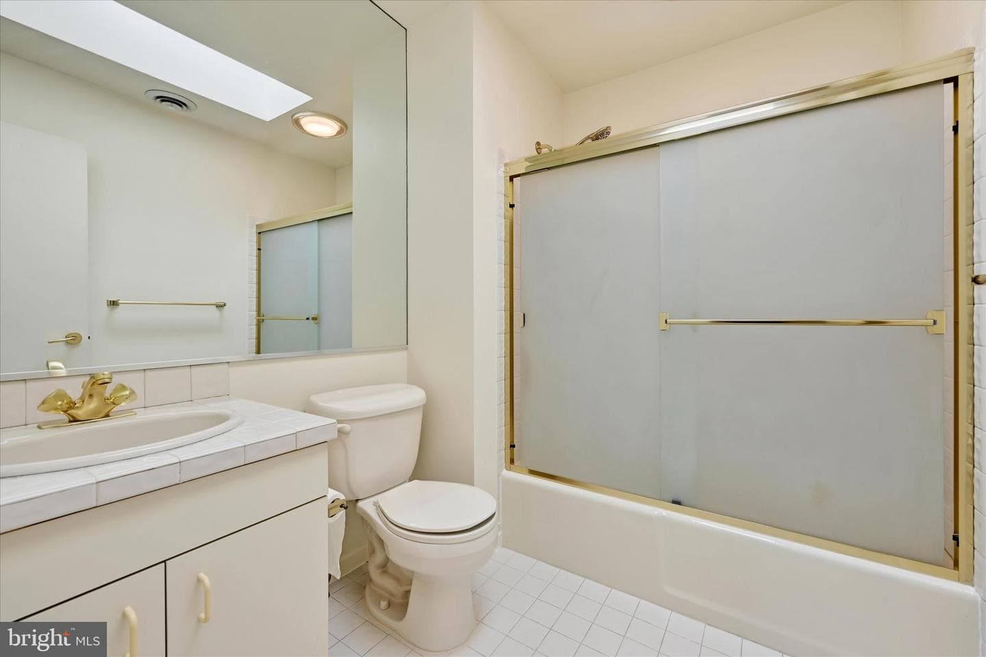 1 Ruxton Green Court photo 35