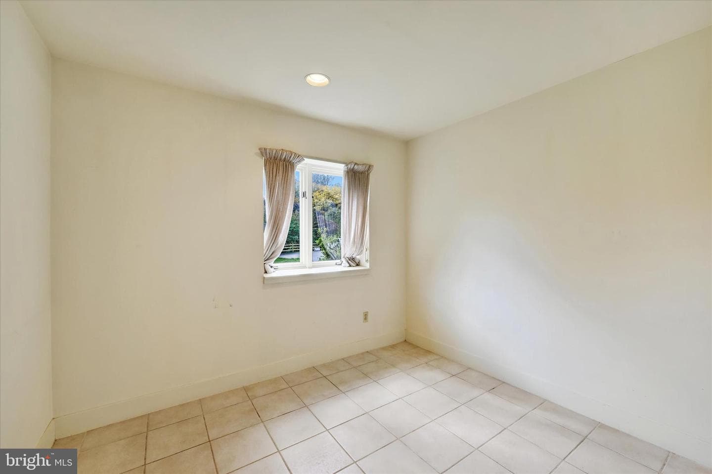 1 Ruxton Green Court photo 42