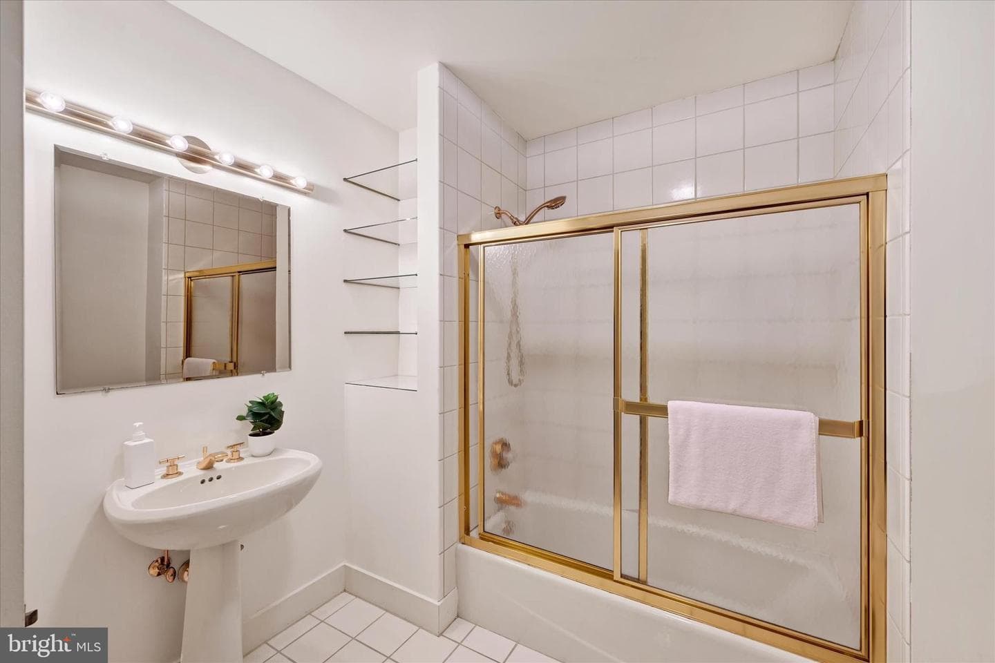 1 Ruxton Green Court photo 48